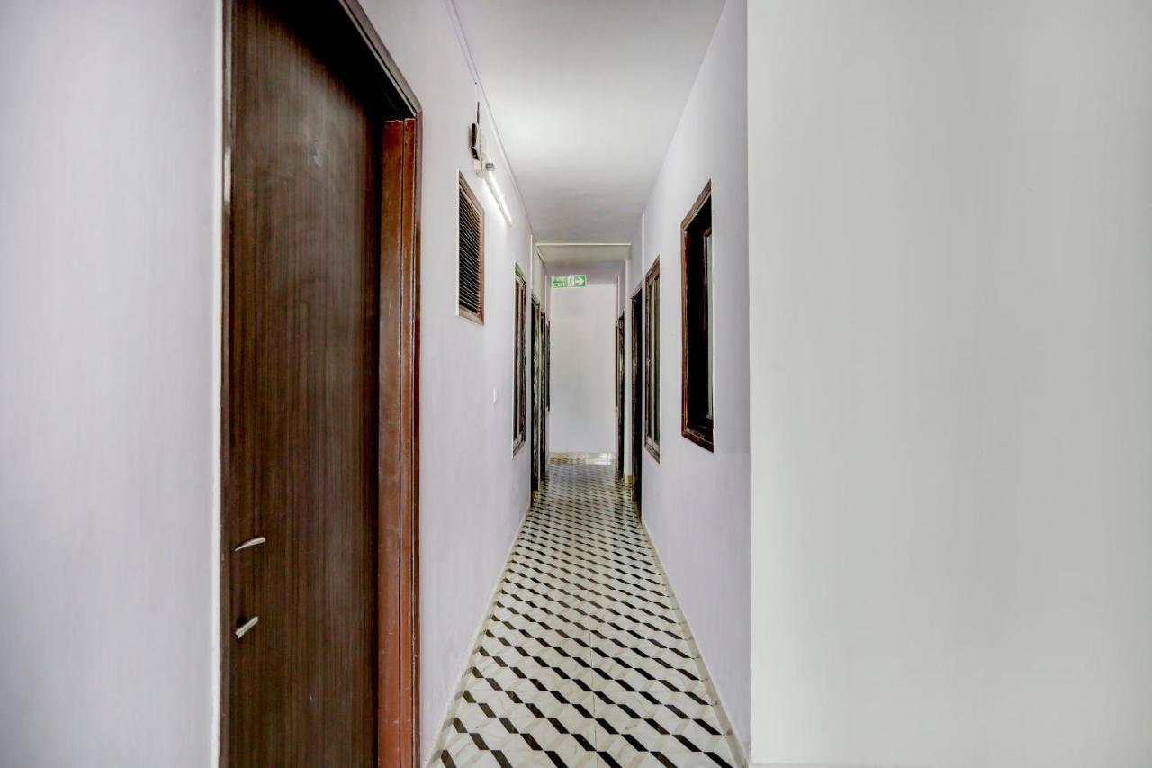 Hotel O Blissbourn New Delhi Exterior photo