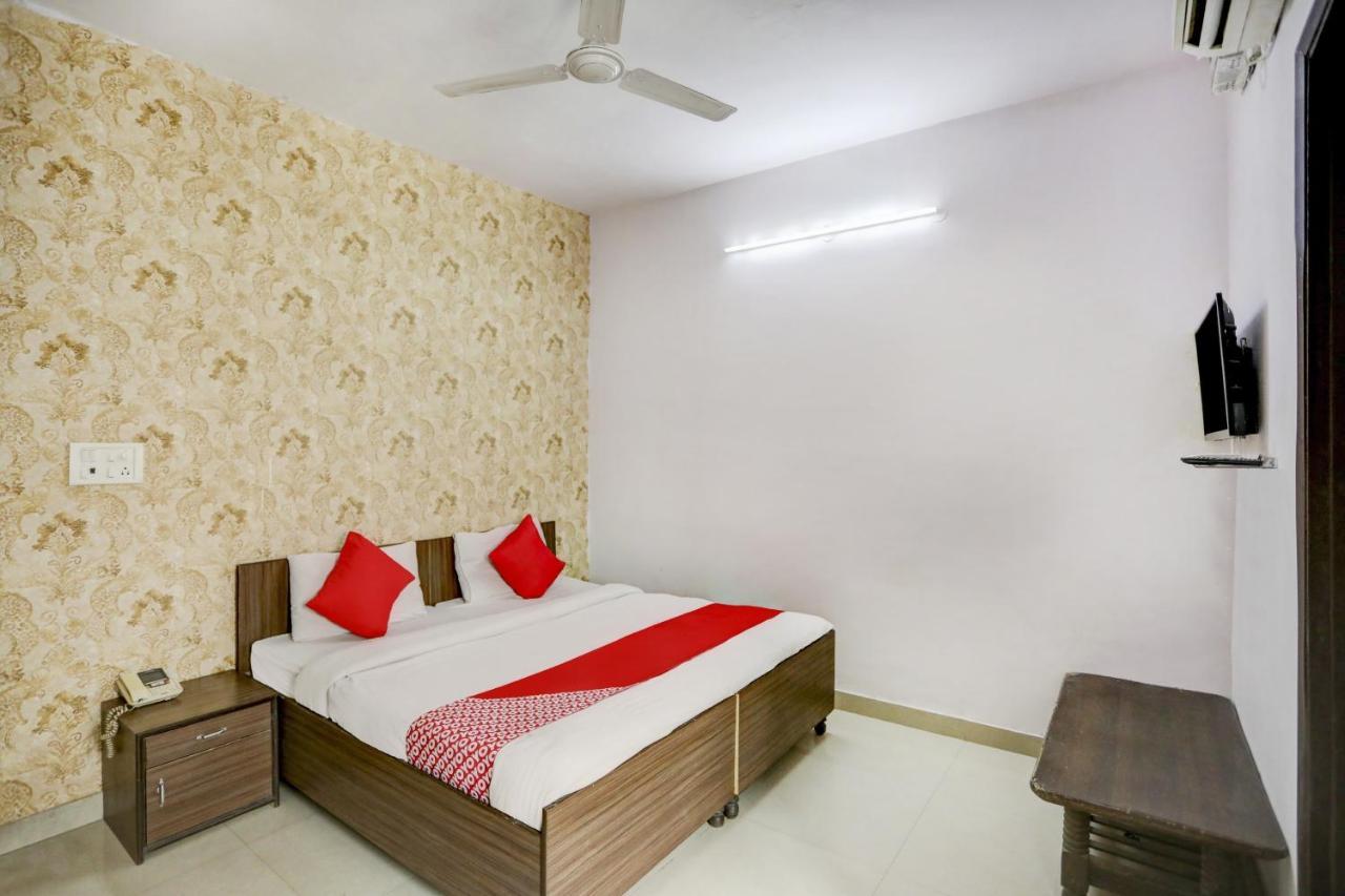 Hotel O Blissbourn New Delhi Exterior photo